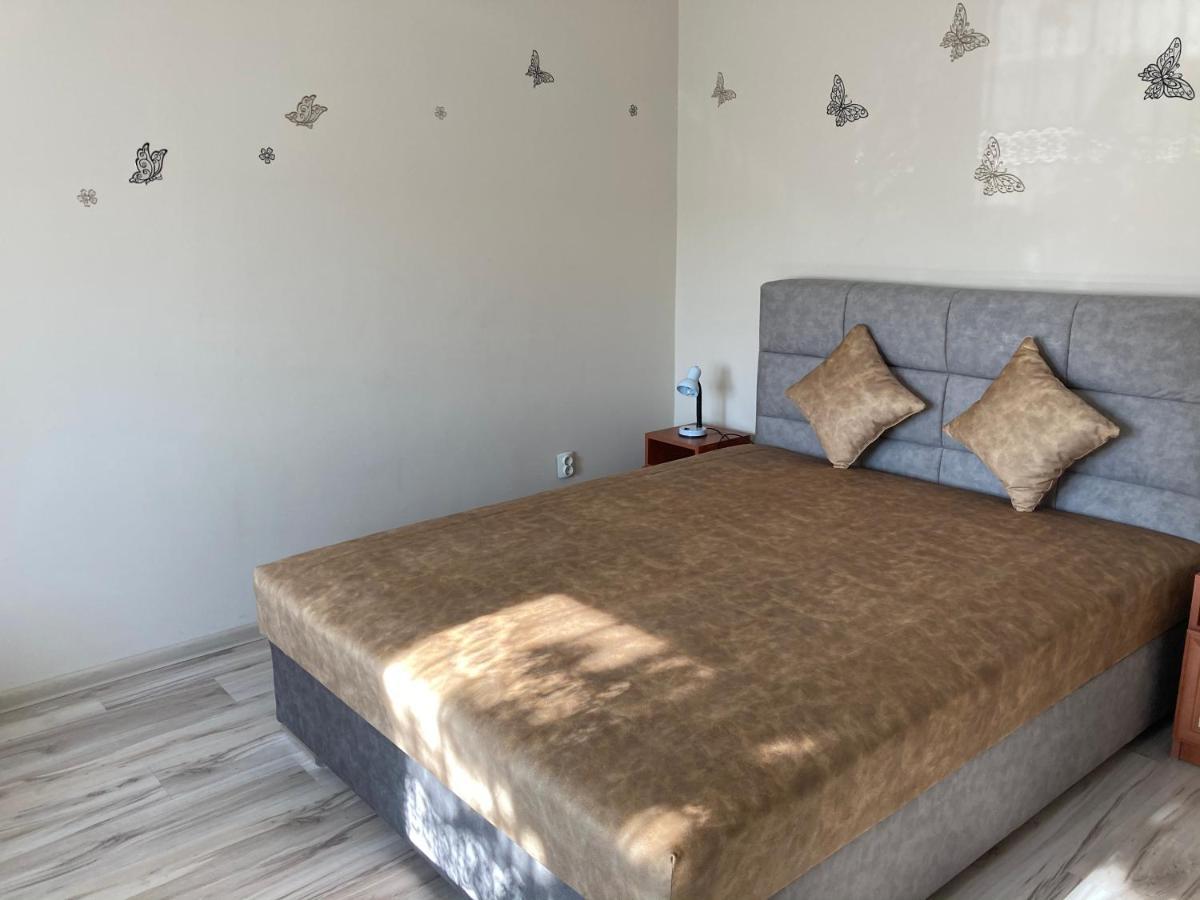 Kristaly Apartman Eger Extérieur photo