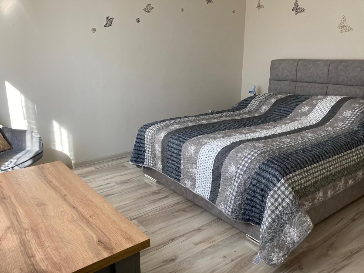 Kristaly Apartman Eger Extérieur photo