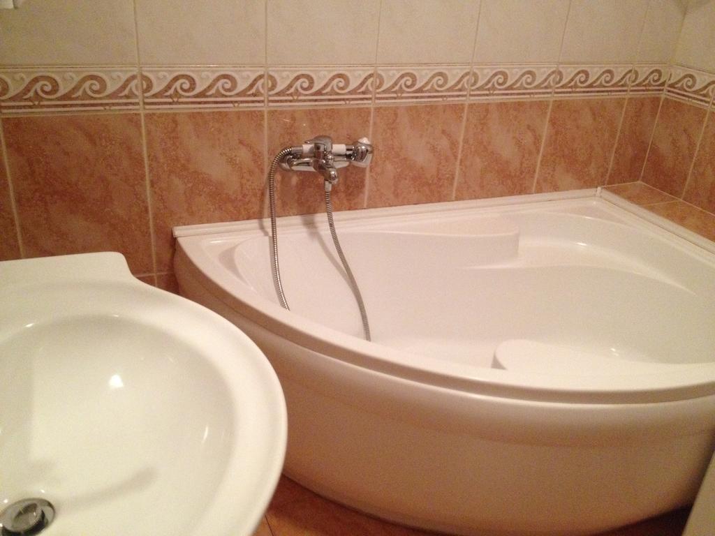 Kristaly Apartman Eger Extérieur photo